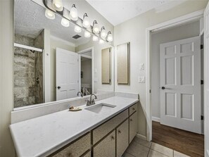 Shower, towels