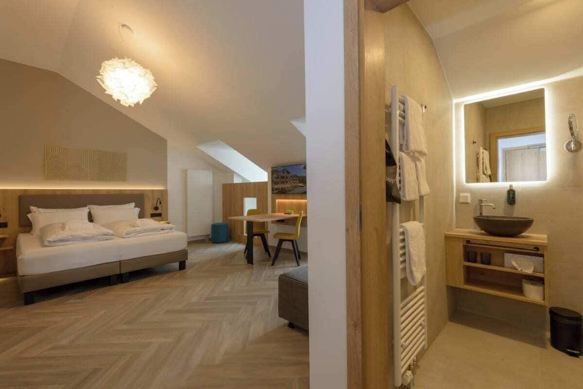 Family Room | Premium bedding, in-room safe, laptop workspace, blackout curtains