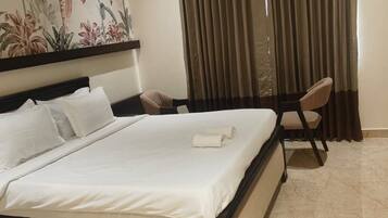 Sea View Room | Individually furnished, desk, soundproofing, free WiFi