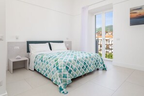 2 bedrooms, desk, iron/ironing board, travel cot