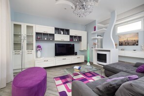 TV