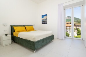 1 Schlafzimmer, Bügeleisen/Bügelbrett, Reisekinderbett, kostenloses WLAN