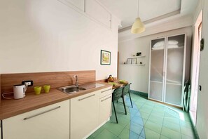 Unclassified image, 4 of 12, button - Casa Evelina – Deluxe Room with Private Terrace & Parking (Sant'Agnello)