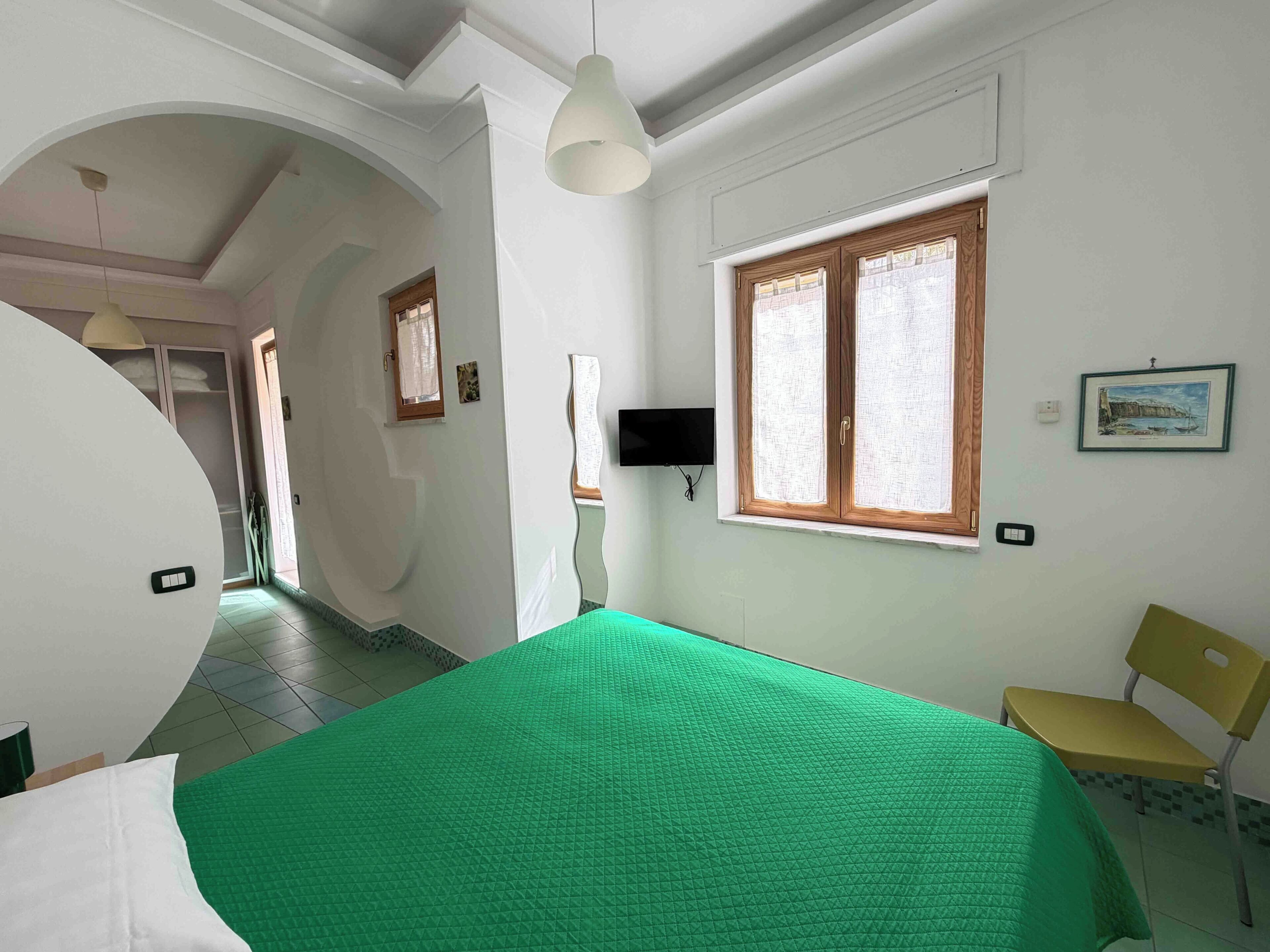 1 多间卧室、WiFi、床单