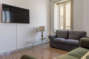 Living area - Casa Arsenale Greco by Wonderful Italy (Syracuse)