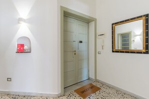 Interior entrance - Casa Arsenale Greco by Wonderful Italy (Syracuse)