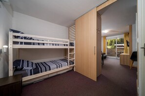 1 bedroom, free WiFi - Apartment in France with Ski Slope Access (Allos)