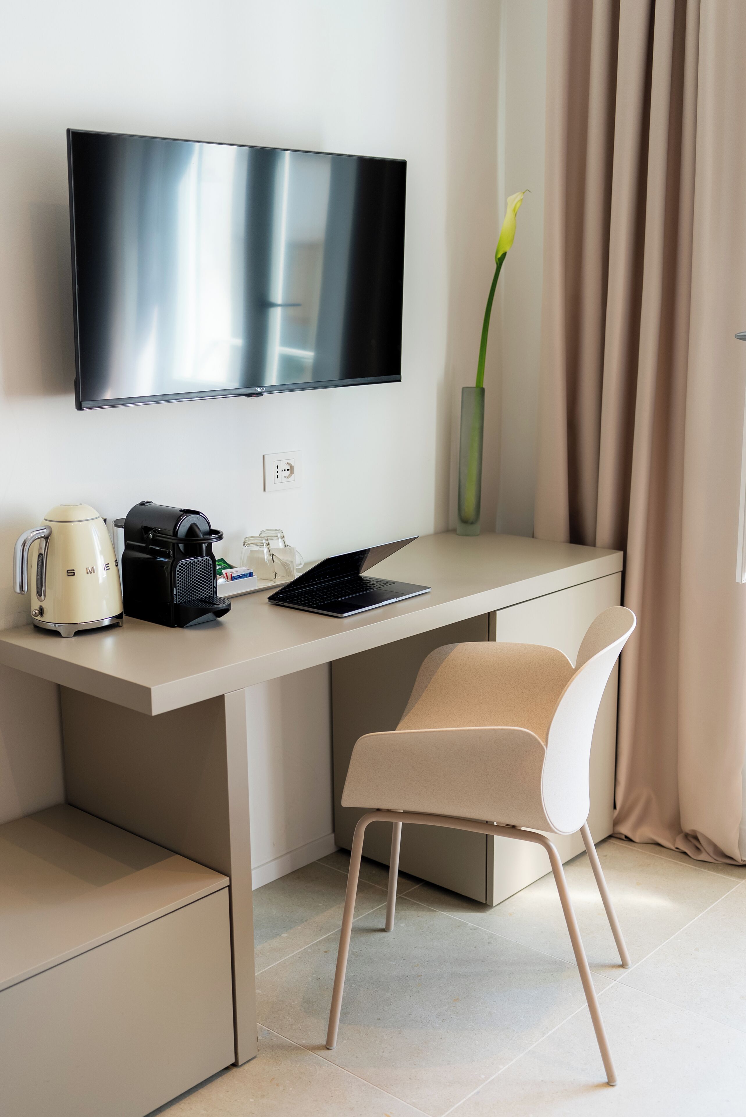 Exclusive Double Room, City View | Free minibar, desk, laptop workspace, free WiFi