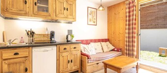 Apartment in Saint-Sorlin near Ski Resort