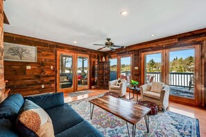 TV, peis og videospill