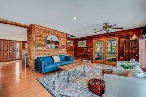 TV, peis og videospill