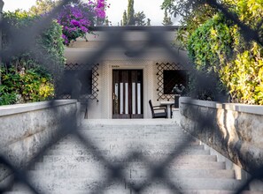 Villa (Three Bedroom Villa With Pool) | Staircase