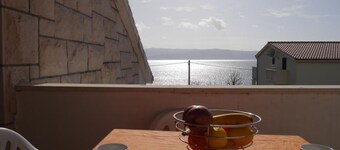 Dugi Rat Seaside Apartments