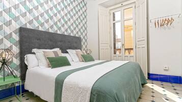 Apartamento (4 Bedrooms) | 4 quartos, ferros/tábuas de passar roupa, berços grátis