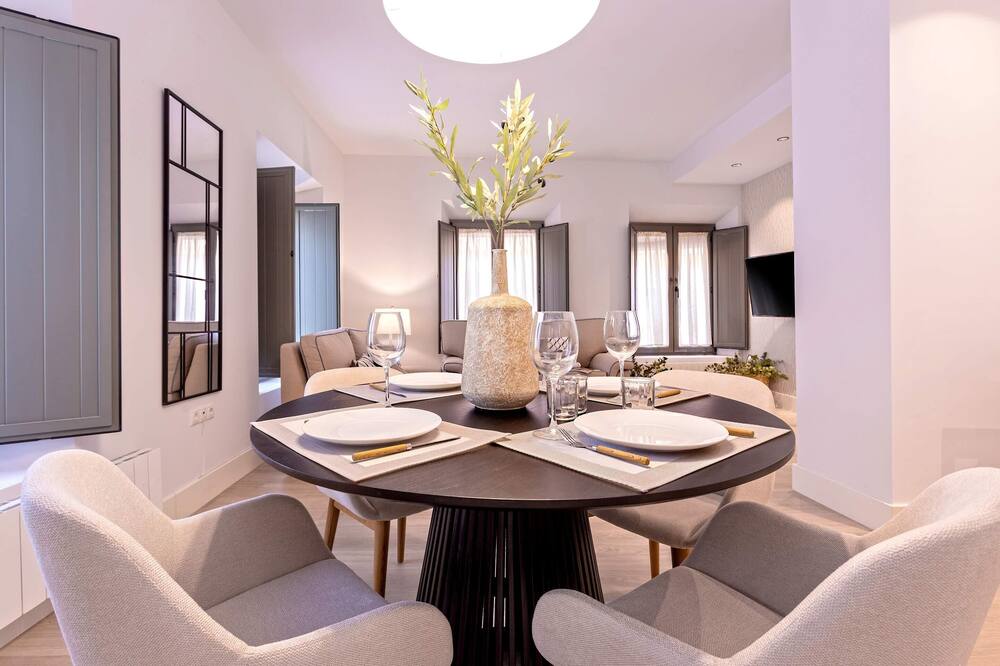 Genteel Home Varela