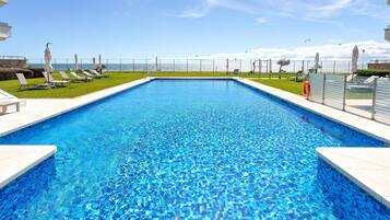 Piscina a l'aire lliure