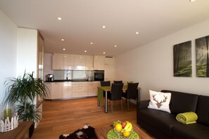 Smart TV - Family apartment with large terrace and view of the Matterhorn (Zermatt)