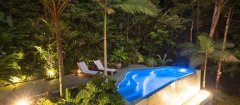 The Planchonella House - Eco Stay de Luxe