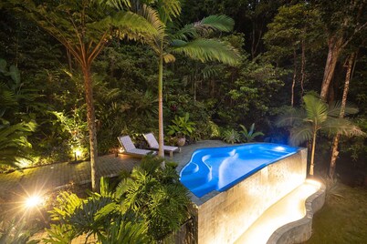 The Planchonella House - Eco Stay de Luxe