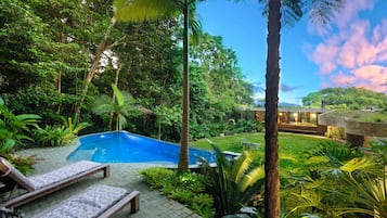 Villa | 3 bedrooms, Internet