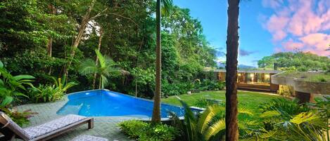 Villa | 3 bedrooms, Internet