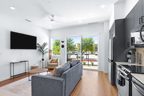 Lejlighed - 1 dobbeltseng med sovesofa - balkon - byudsigt (The Mercer Haus) | Interiør