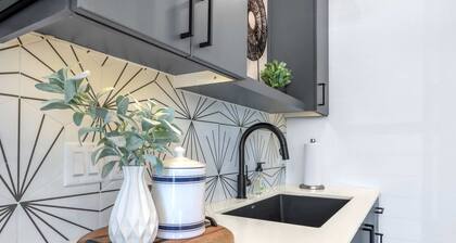 Relax in a Luxe Resort-style Condo