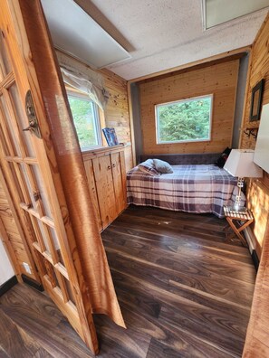 3 室のベッドルーム、WiFi、ベッドシーツ