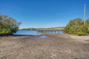 Apartment (2 Bedrooms) | Interior - Dtwn Palm Harbor Condo: Walk to Water! (Palm Harbor)