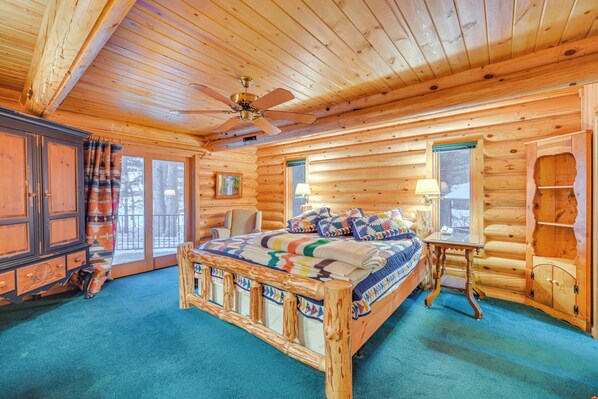 House (4 Bedrooms) | Interior