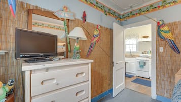 Cottage (2 Bedrooms) | Interior