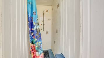 Cottage (2 Bedrooms) | Interior