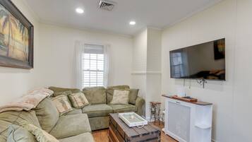 Cottage (2 Bedrooms) | Interior