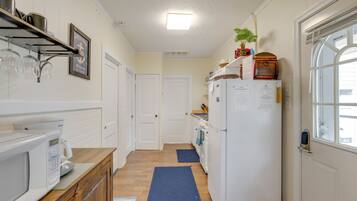 Cottage (2 Bedrooms) | Interior