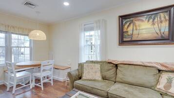 Cottage (2 Bedrooms) | Interior