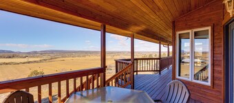 Mtn-view Escape w/ Office Space in Cortez!