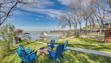 House (4 Bedrooms) | Front of property