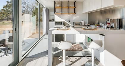 8 Mi to Lake Access: Futuristic Capsule Hideaway!