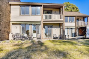 Apartment (3 Bedrooms) | Interior - Walk to Beach: Home w/ Pool Access in White Stone (White Stone)