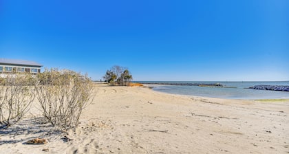 Walk to Beach: Home w/ Pool Access in White Stone