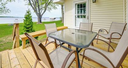 Shawano Lake House w/ Boat Dock, Kayaks, & Grill!