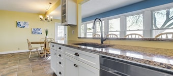 Shawano Lake House w/ Boat Dock, Kayaks, & Grill!