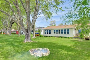 House (3 Bedrooms) | Interior - Shawano Lake House w/ Boat Dock, Kayaks, & Grill! (Cecil)