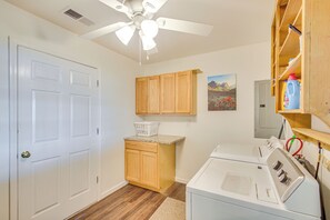 บ้านพัก (5 Bedrooms) | ภายใน