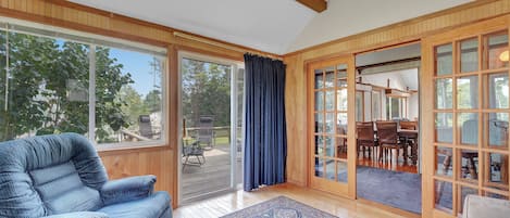 Mökki (2 Bedrooms) | Sisätilat