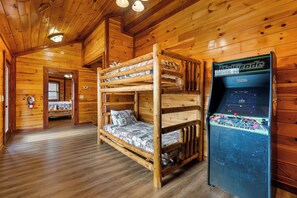 4 soveværelser, strygejern/strygebræt, gratis Wi-Fi, sengetøj