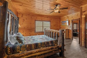 6 bedrooms, iron/ironing board, free WiFi, bed sheets