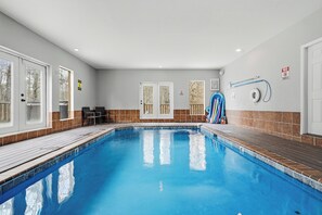 Indoor pool, a heated pool - Large Private Backyard, Paired-Driving Games, Renovated Indoor Pool, Theater (Cosby)