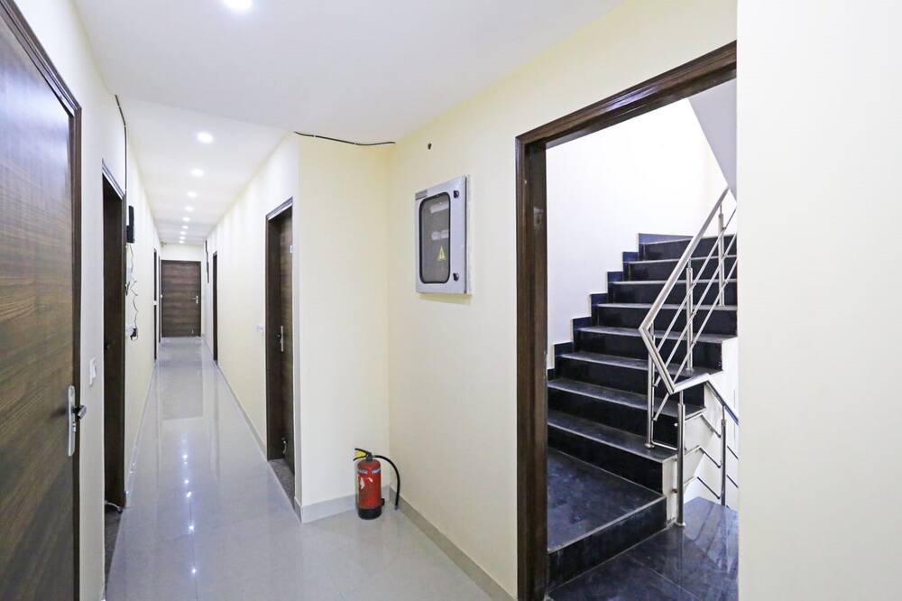 HOTEL MANNAT02