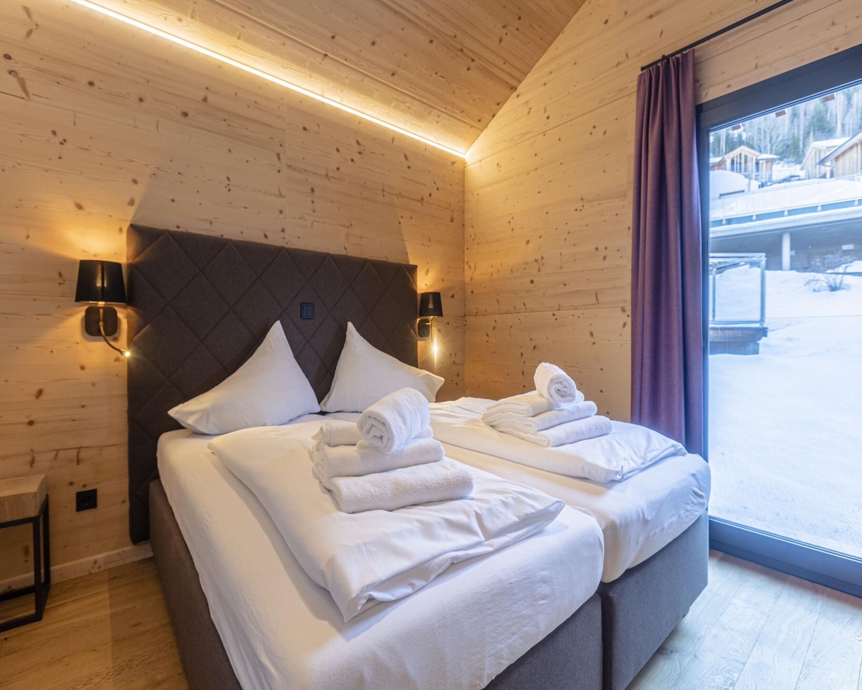 Chalet | 3 bedrooms, bed sheets
